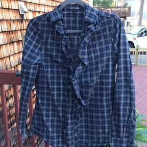 Express button down with ruffle and silver details